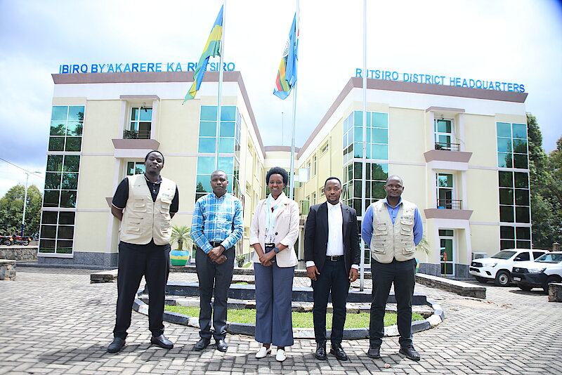 Meya ari kumwe n'abashyitsi